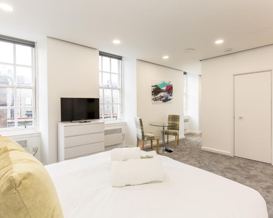 Appartement Refurbished Studio Next To The Royal Mile à Édimbourg Extérieur photo