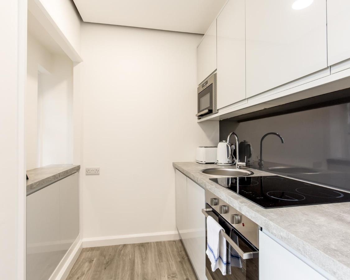 Appartement Refurbished Studio Next To The Royal Mile à Édimbourg Extérieur photo